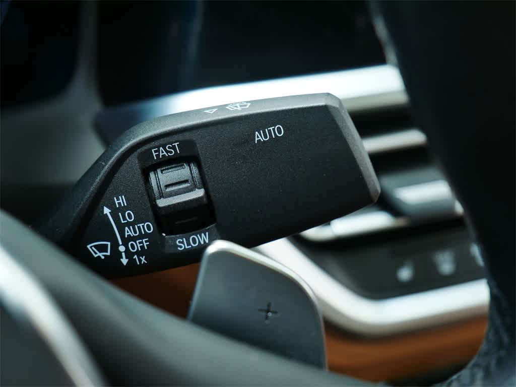 Thumbnail: 2021 BMW 3 Series - 20