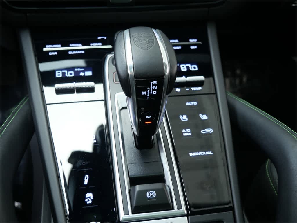 Thumbnail: 2023 Porsche Cayenne - 25