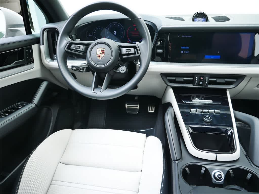Thumbnail: 2024 Porsche Cayenne - 16