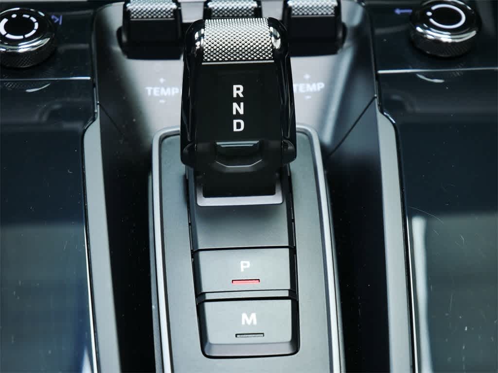 Thumbnail: 2022 Porsche 911 - 24