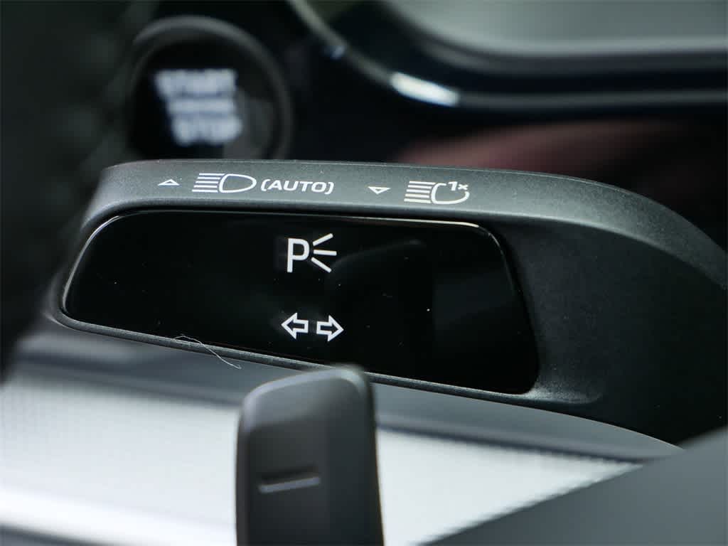 Thumbnail: 2025 Porsche Cayenne - 25