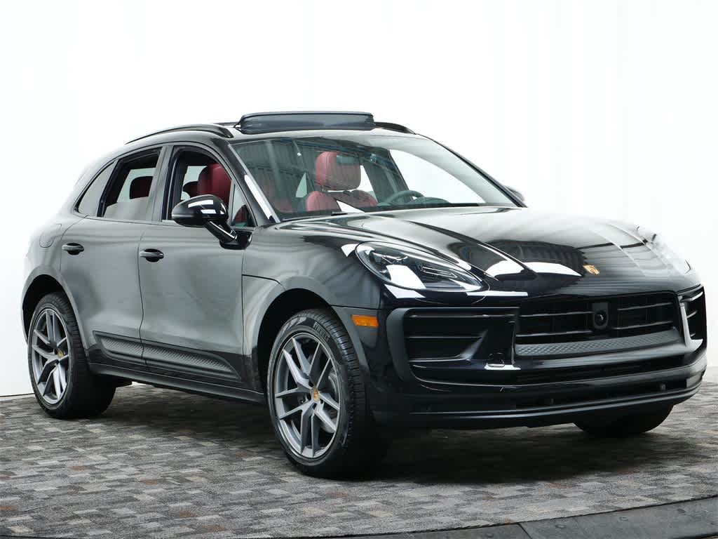 Thumbnail: 2025 Porsche Macan - 9