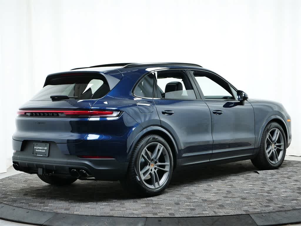 Thumbnail: 2025 Porsche Cayenne - 7