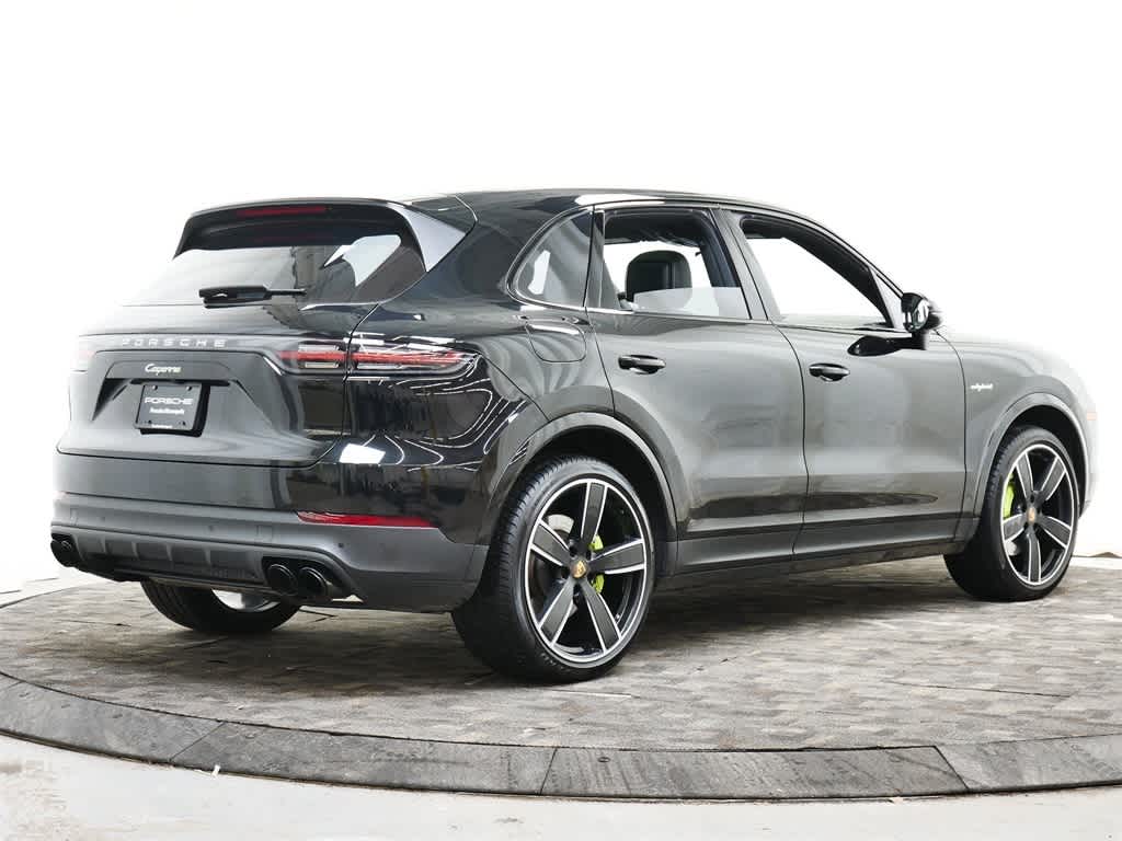 Thumbnail: 2023 Porsche Cayenne - 7