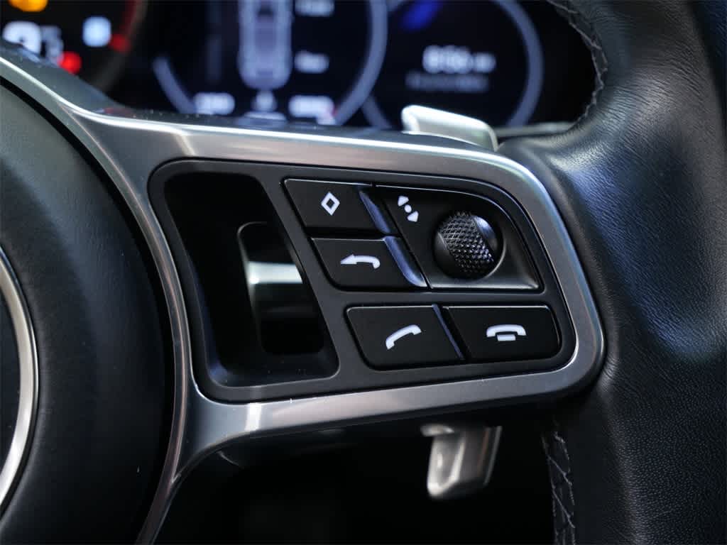 Thumbnail: 2023 Porsche Cayenne - 21