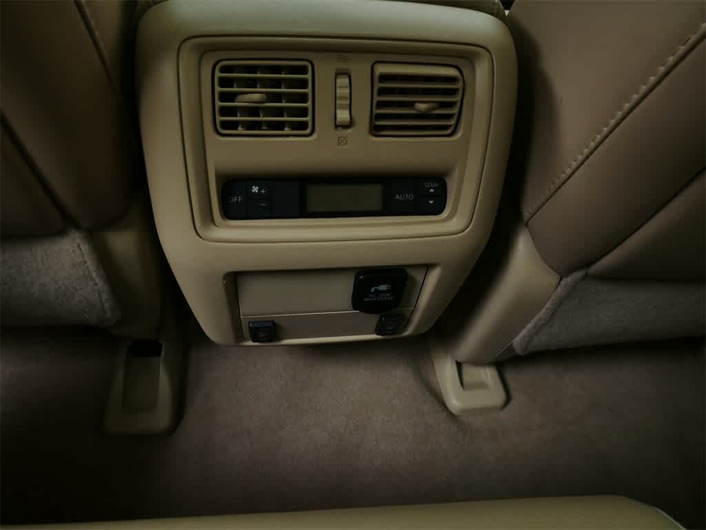 Thumbnail: 2015 Nissan Pathfinder - 15