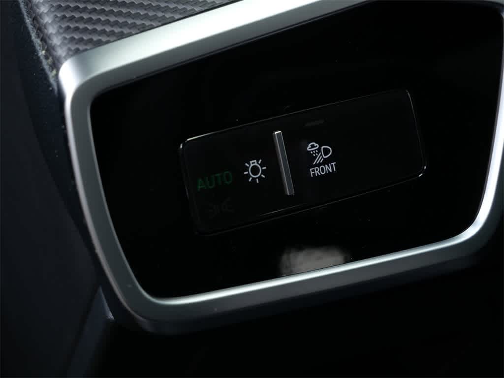 Thumbnail: 2026 Audi RS 6 - 17