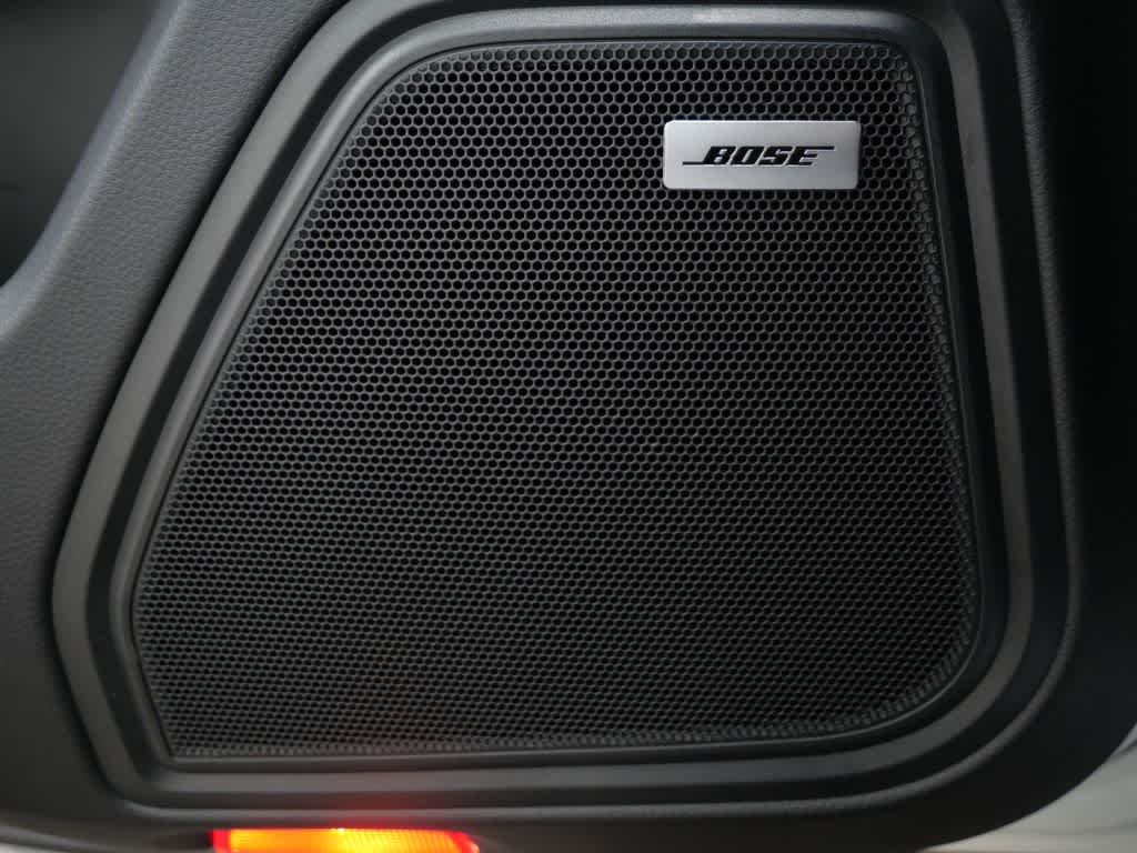 Thumbnail: 2026 Porsche Macan - 17