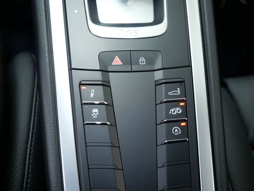 Thumbnail: 2023 Porsche 718 Cayman - 23