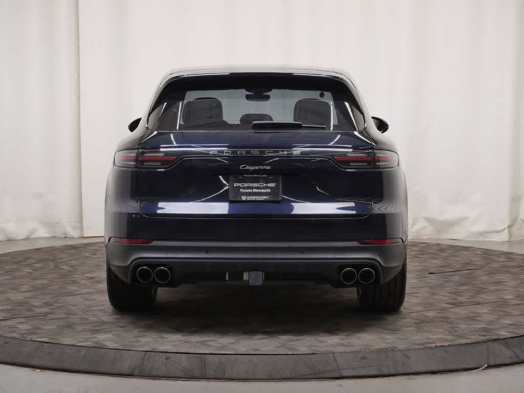 Thumbnail: 2023 Porsche Cayenne - 6