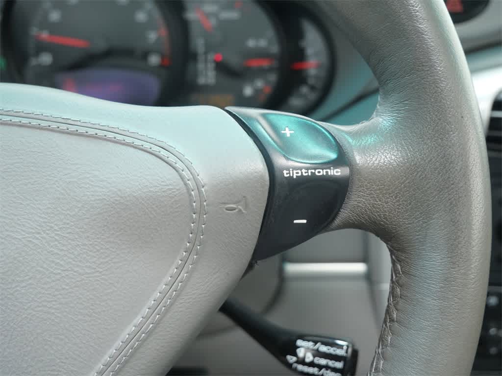 Thumbnail: 2001 Porsche 911 - 23