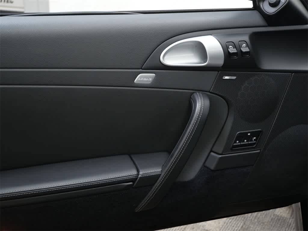 Thumbnail: 2012 Porsche 911 - 13