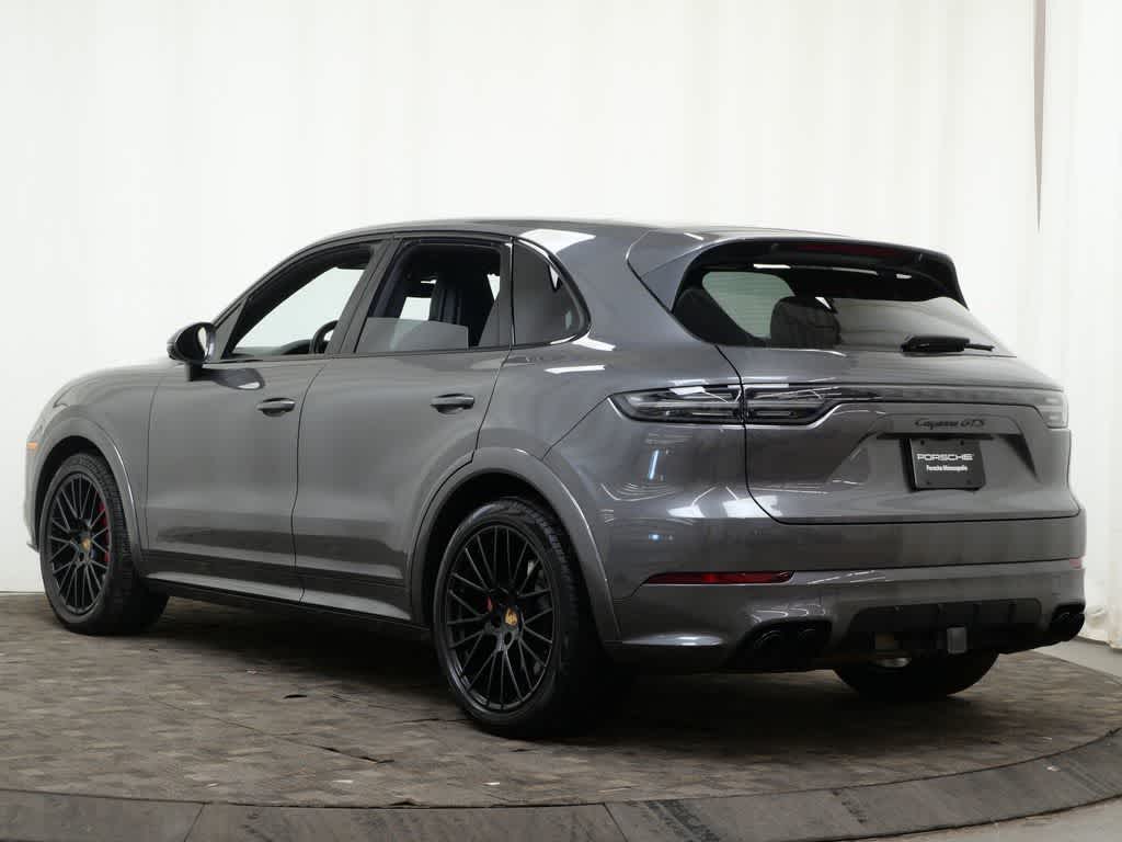 Thumbnail: 2023 Porsche Cayenne - 3