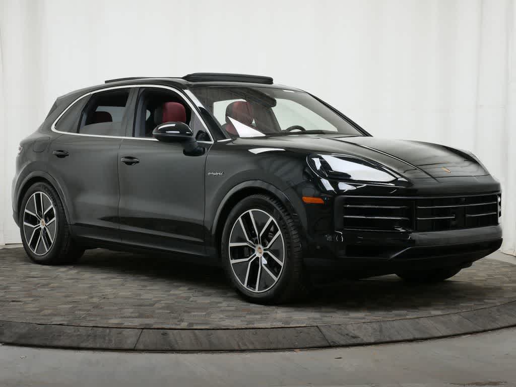 Thumbnail: 2025 Porsche Cayenne - 9