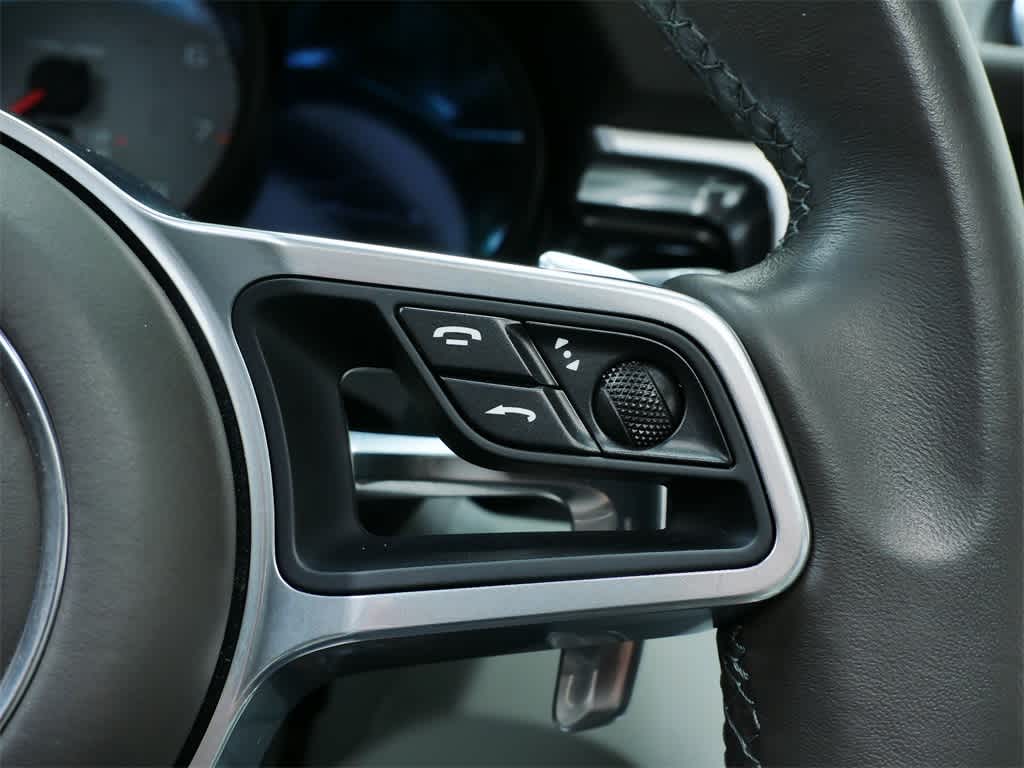 2021 Porsche Macan S 19