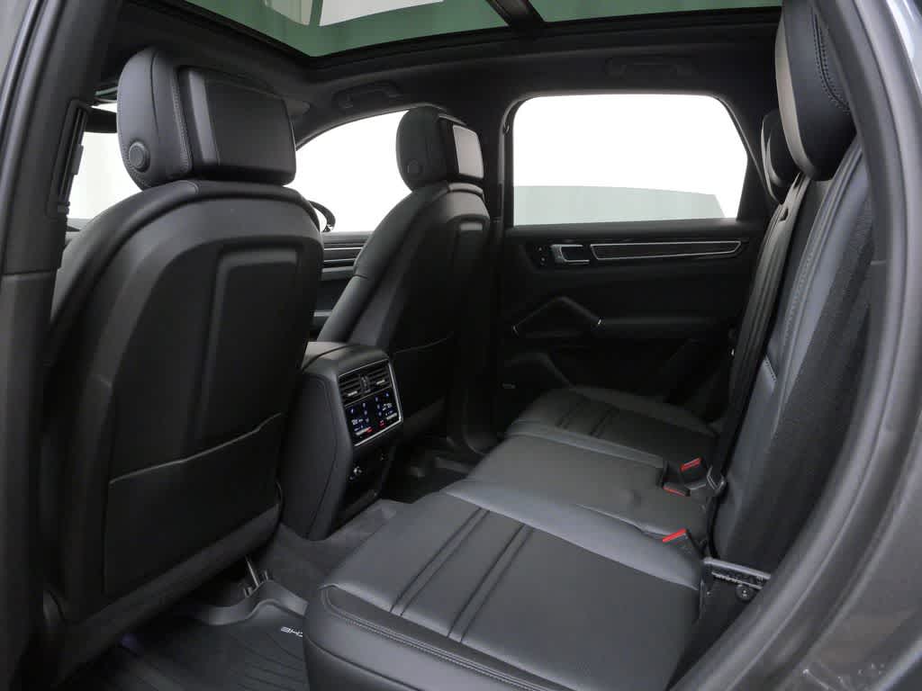 Thumbnail: 2019 Porsche Cayenne - 14