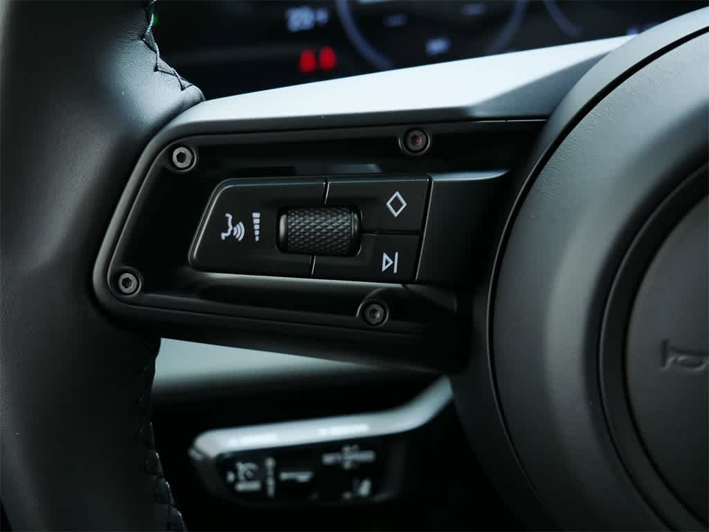 Thumbnail: 2026 Porsche Taycan - 22