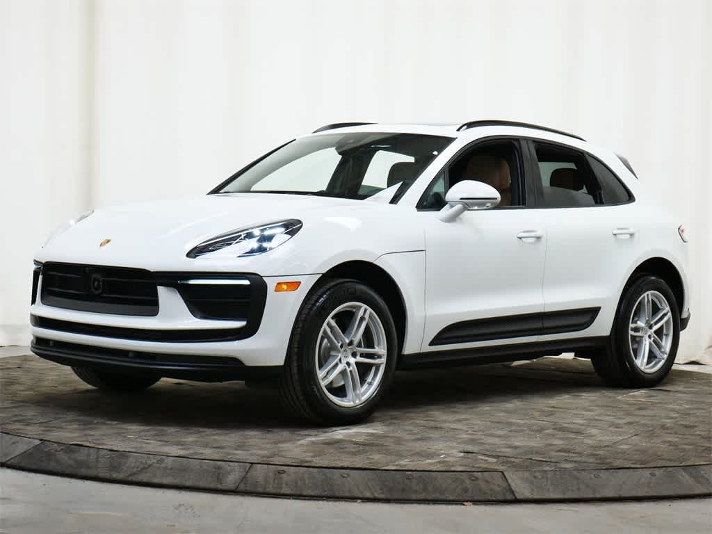 Thumbnail: 2026 Porsche Macan - 1
