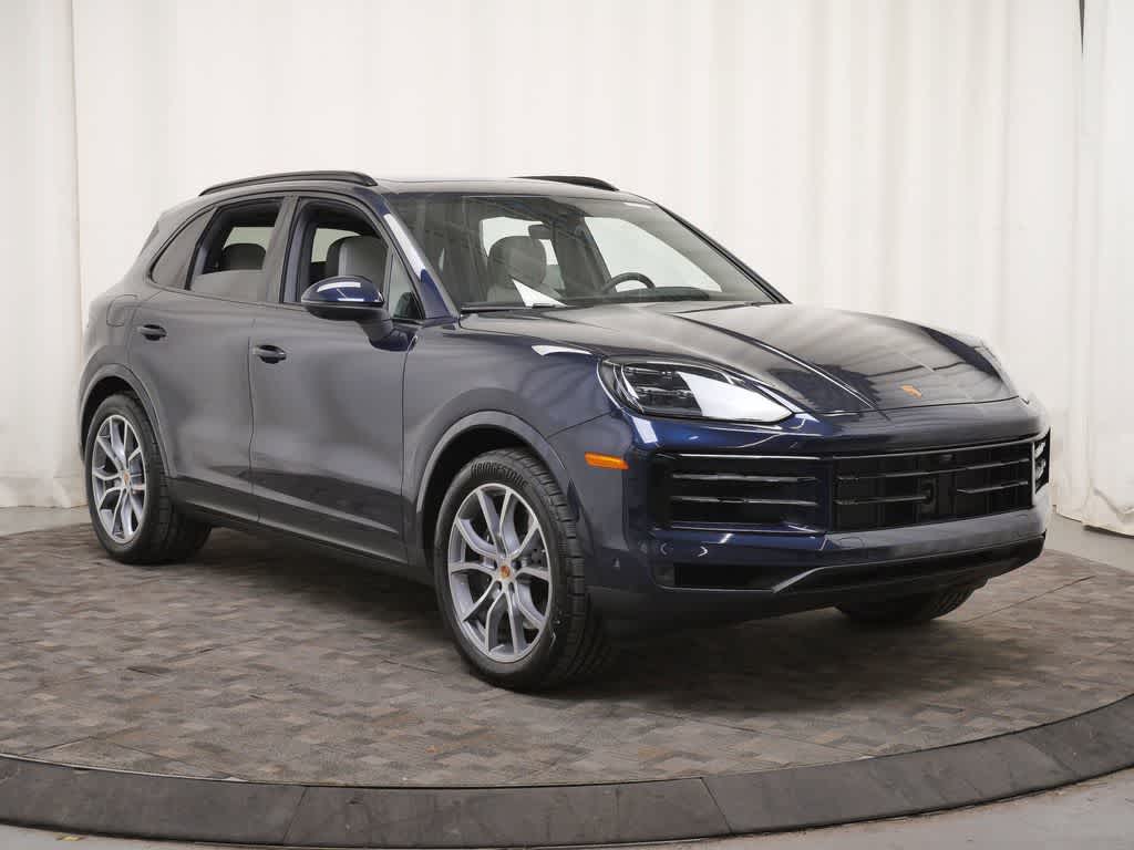 Thumbnail: 2025 Porsche Cayenne - 9