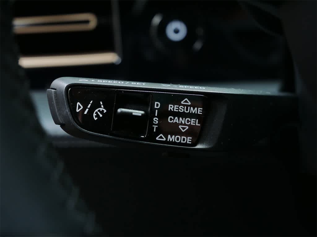 Thumbnail: 2024 Porsche Taycan - 20