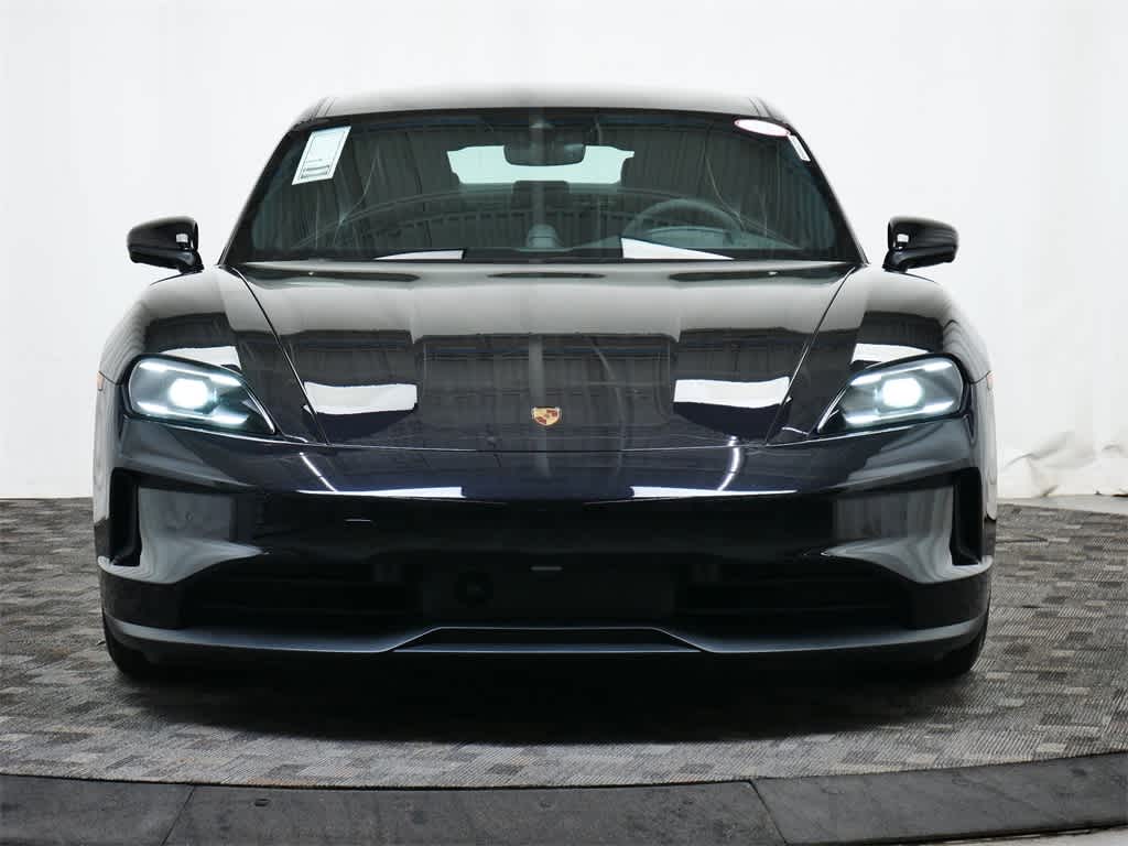 Thumbnail: 2025 Porsche Taycan - 10