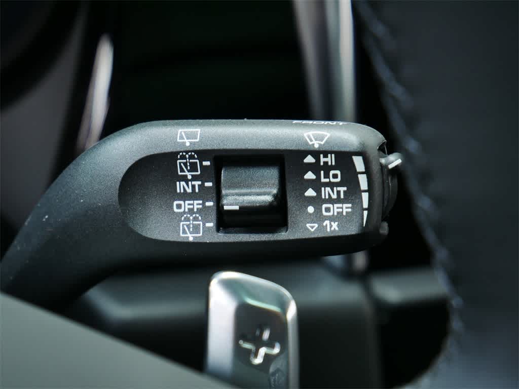 Thumbnail: 2026 Porsche Macan - 24