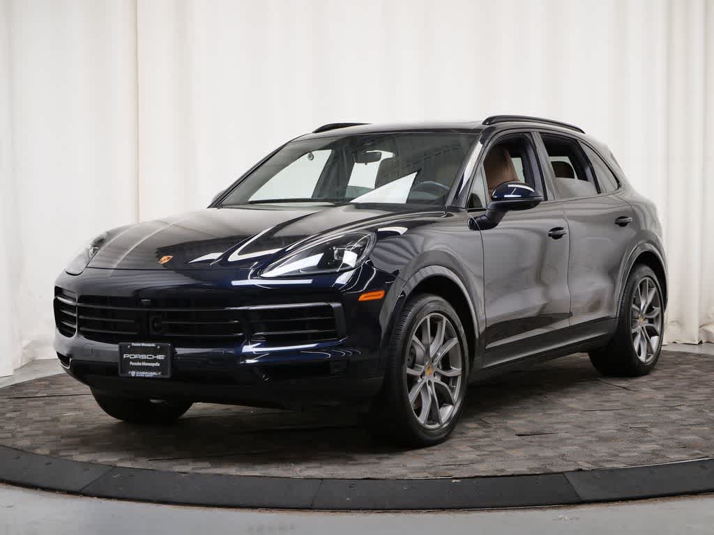 Thumbnail: 2023 Porsche Cayenne - 1