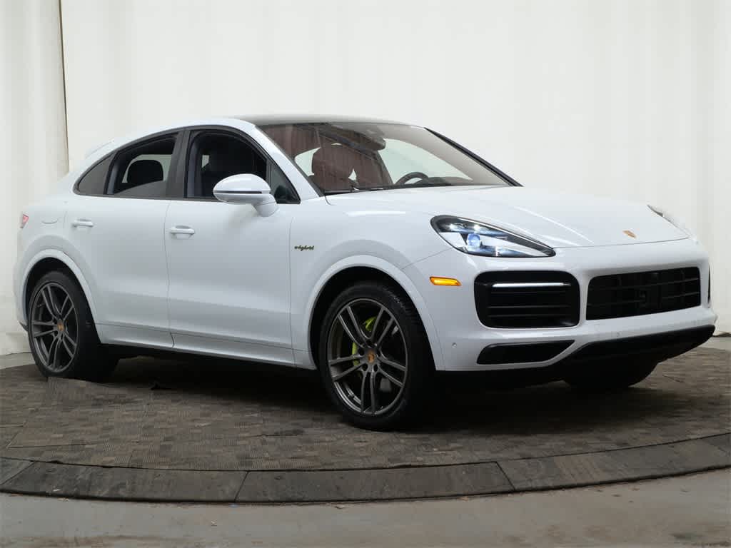 Thumbnail: 2023 Porsche Cayenne - 9