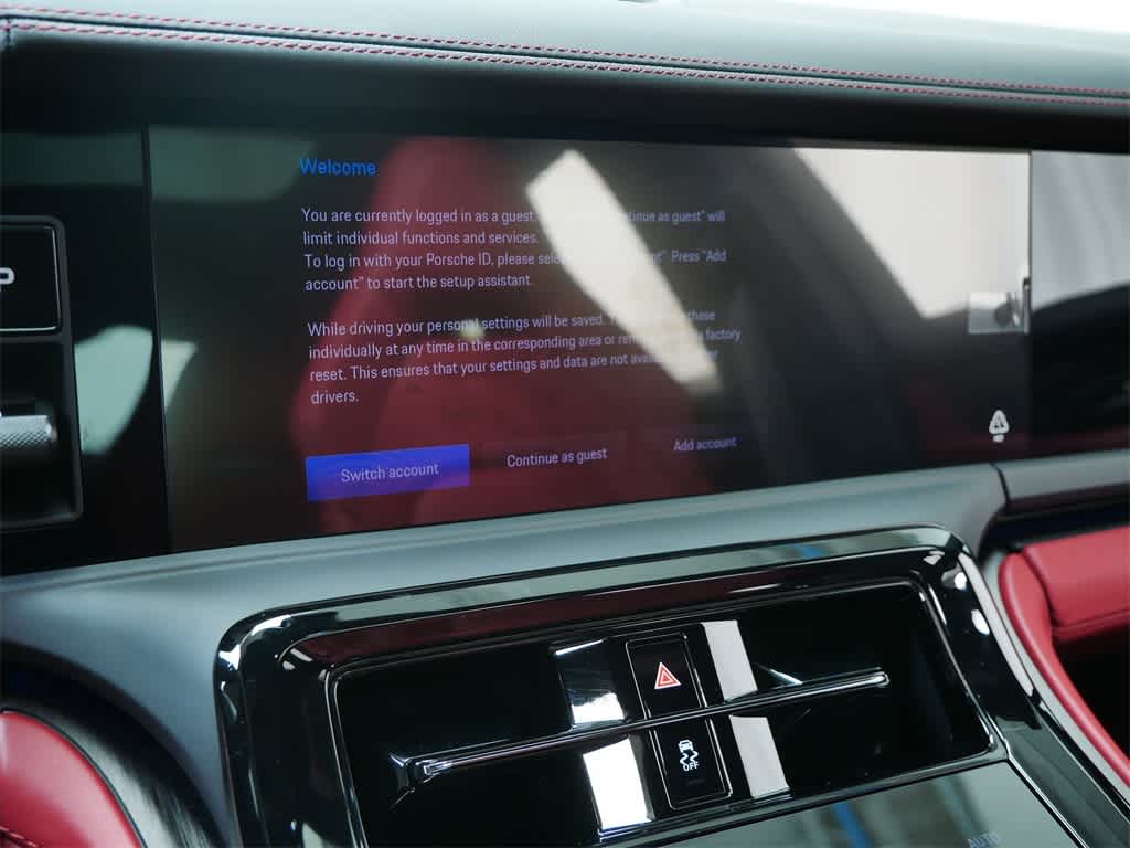 Thumbnail: 2025 Porsche Panamera - 29