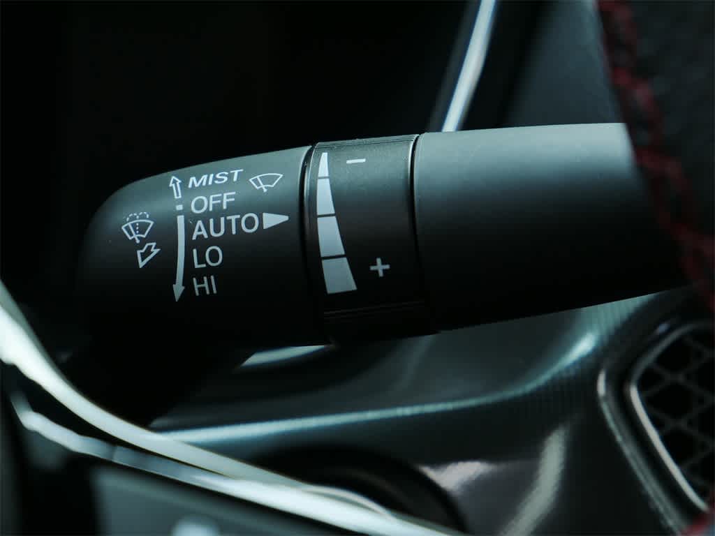 Thumbnail: 2025 Acura Integra - 20