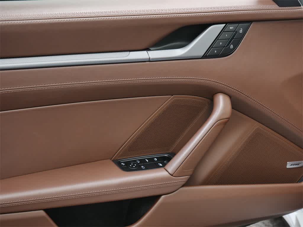 Thumbnail: 2025 Porsche 911 - 11