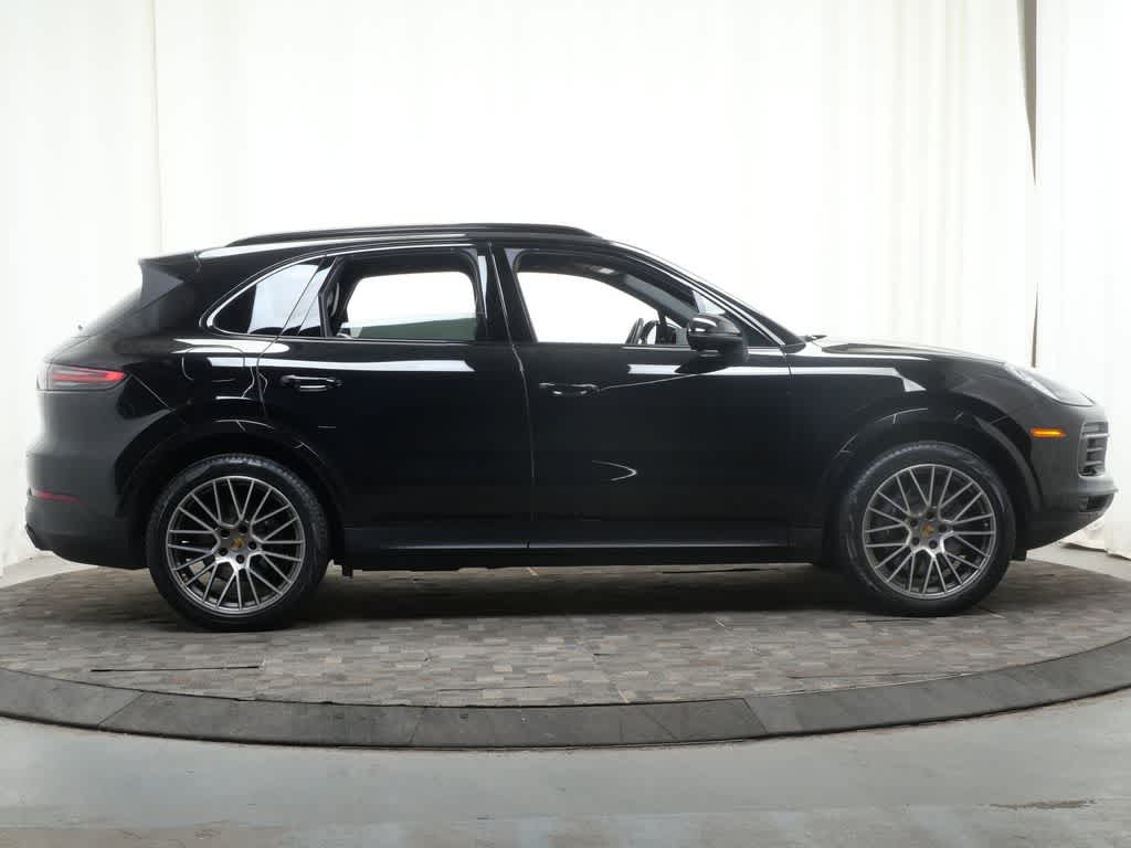 Thumbnail: 2023 Porsche Cayenne - 8