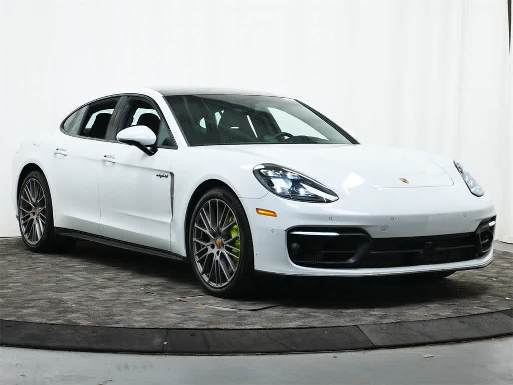 Thumbnail: 2023 Porsche Panamera - 9