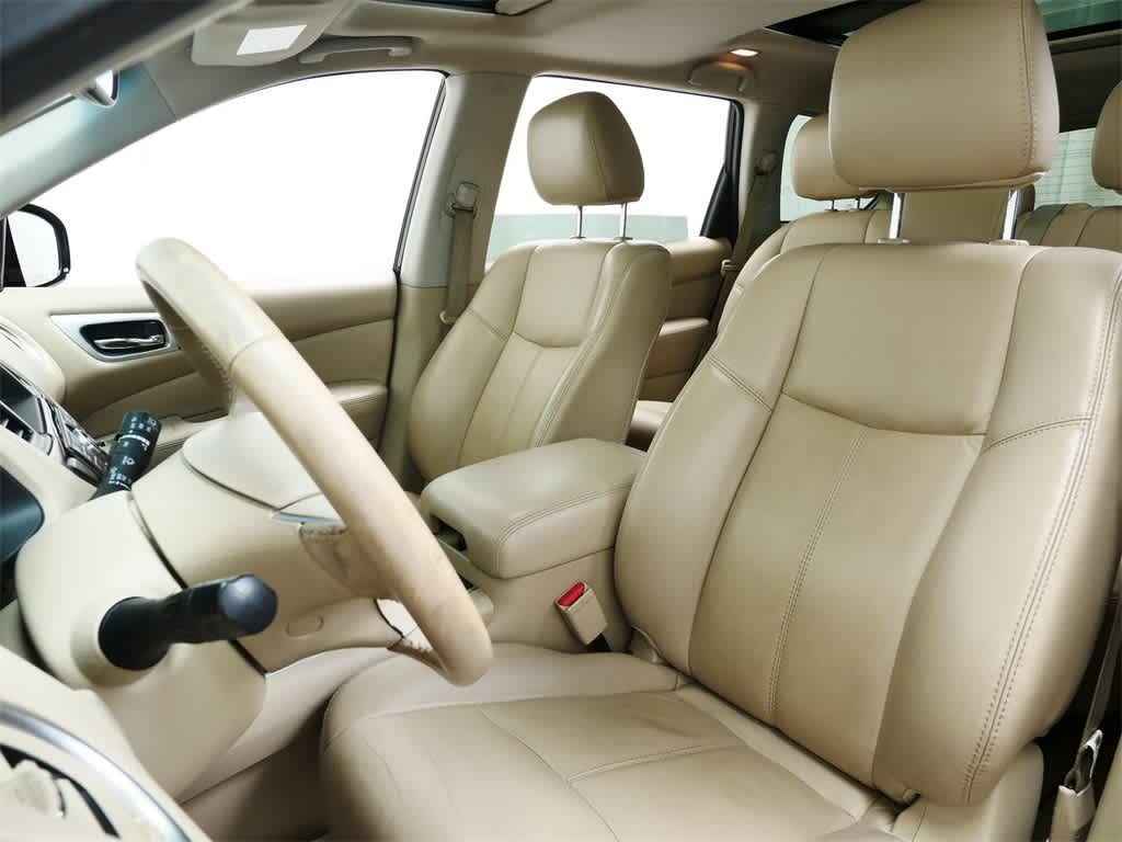 Thumbnail: 2015 Nissan Pathfinder - 5