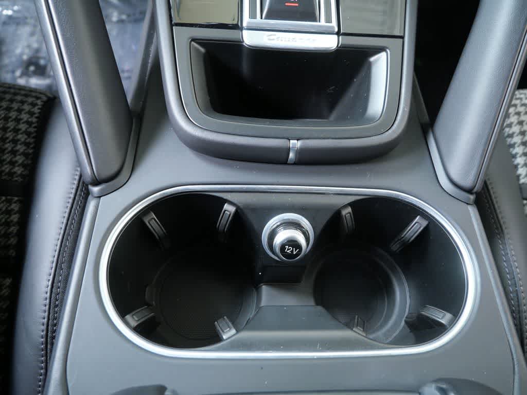 Thumbnail: 2021 Porsche Cayenne - 23