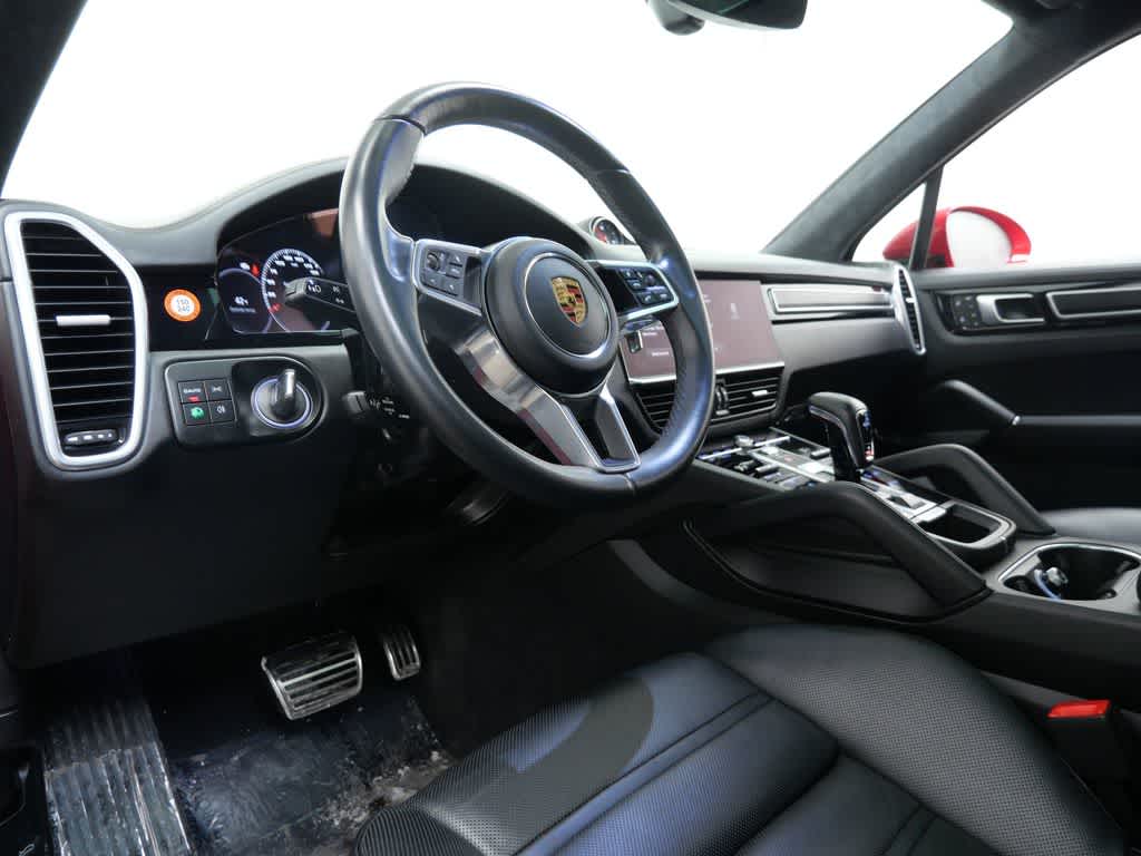 Thumbnail: 2023 Porsche Cayenne - 4