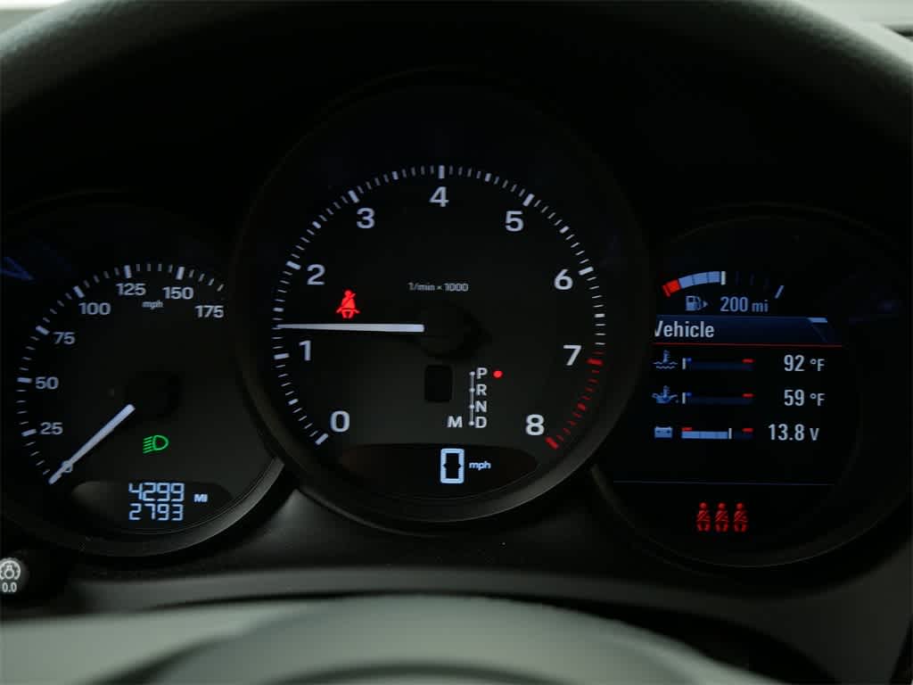 Thumbnail: 2025 Porsche Macan - 27