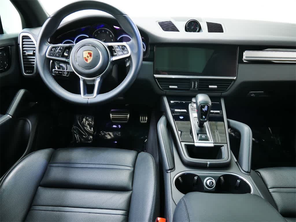Thumbnail: 2023 Porsche Cayenne - 16