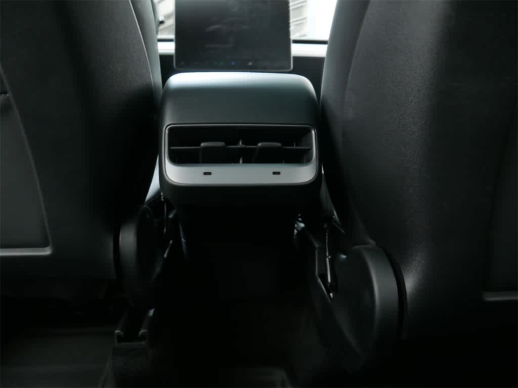 Thumbnail: 2023 Tesla Model Y - 17