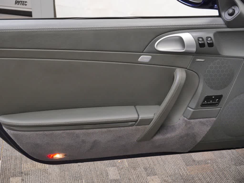 Thumbnail: 2006 Porsche 911 - 11