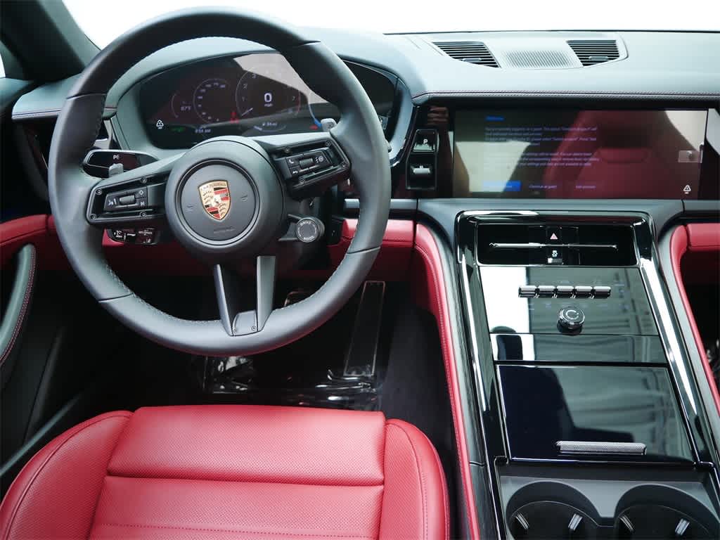 Thumbnail: 2025 Porsche Panamera - 17