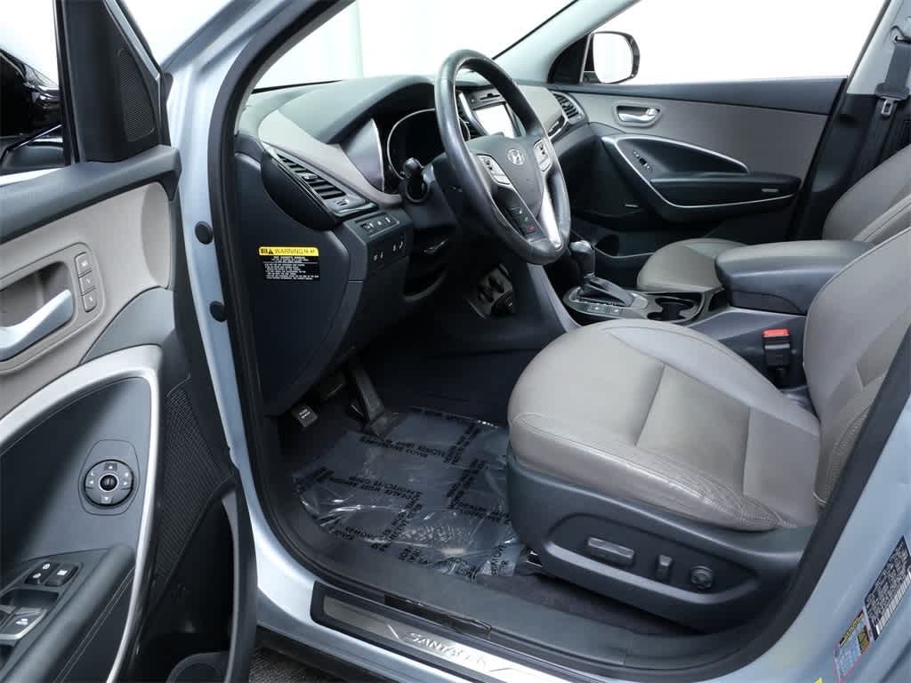 Thumbnail: 2015 Hyundai Santa Fe - 4