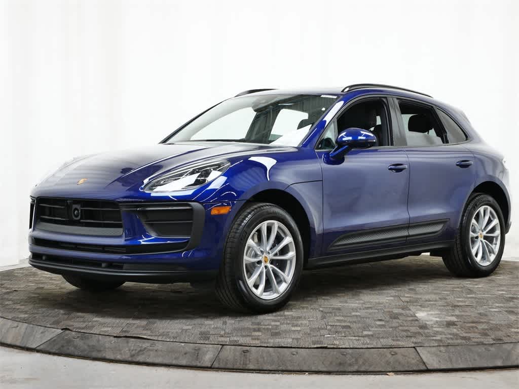 Thumbnail: 2026 Porsche Macan - 1
