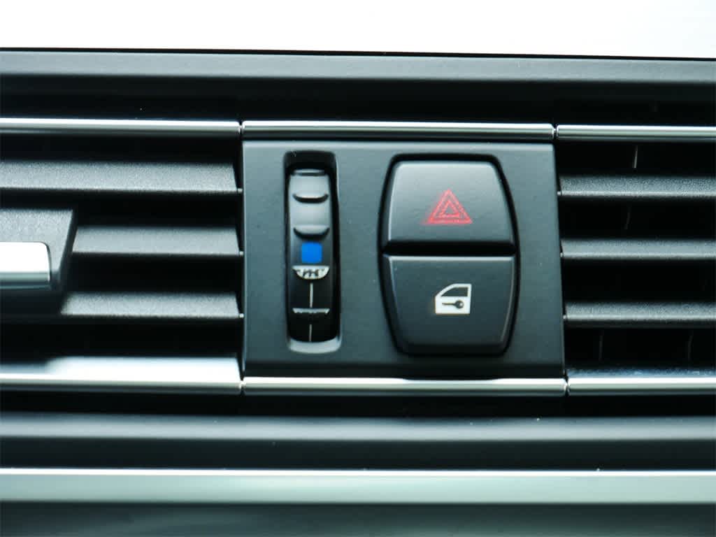 Thumbnail: 2014 BMW 6 Series - 22