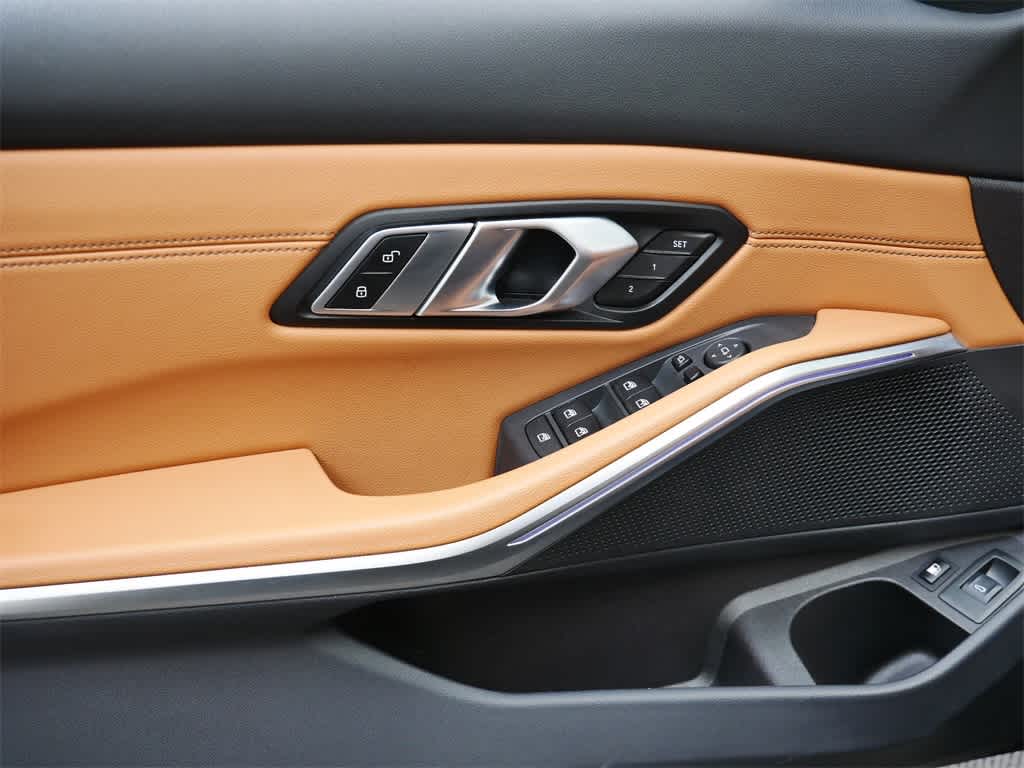 Thumbnail: 2021 BMW 3 Series - 11