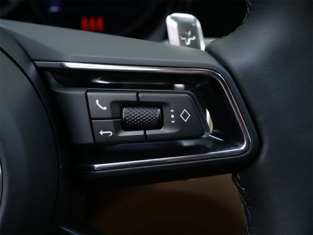 Thumbnail: 2026 Porsche Macan - 28