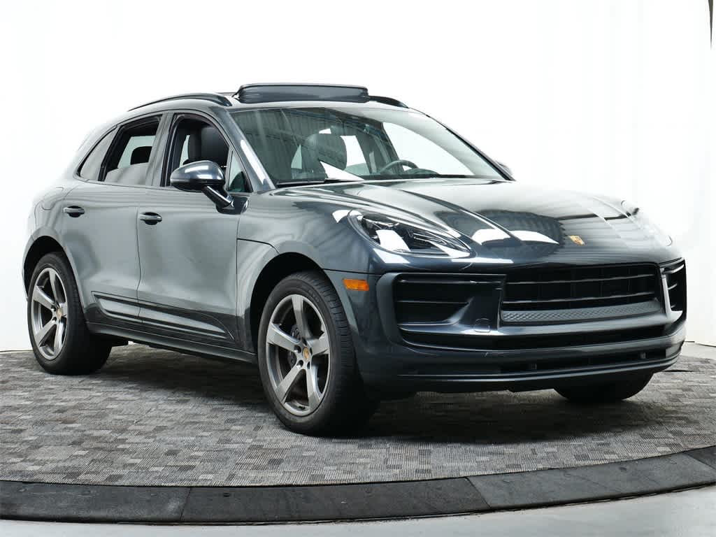 Thumbnail: 2022 Porsche Macan - 9