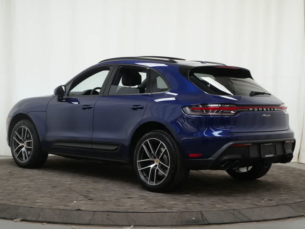 Thumbnail: 2025 Porsche Macan - 3