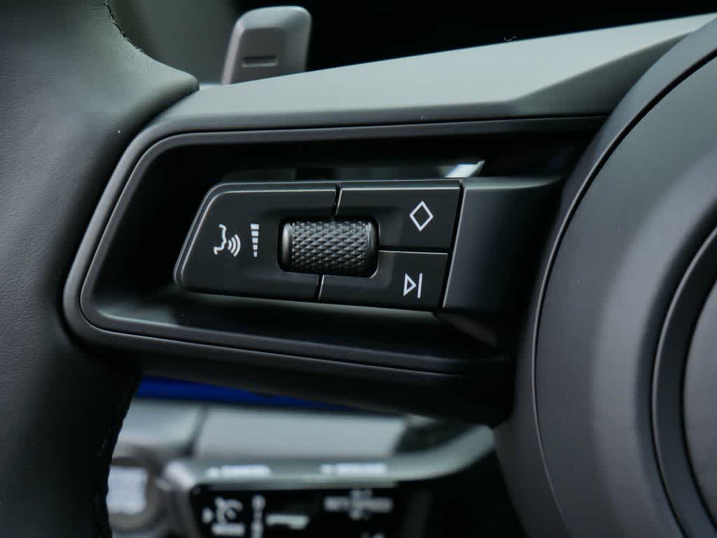 Thumbnail: 2026 Porsche Panamera - 22