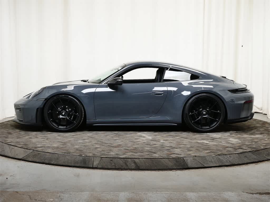 Thumbnail: 2026 Porsche 911 - 2